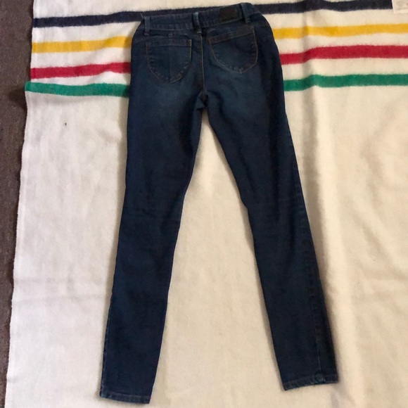 Jeans - Picture 2 of 3